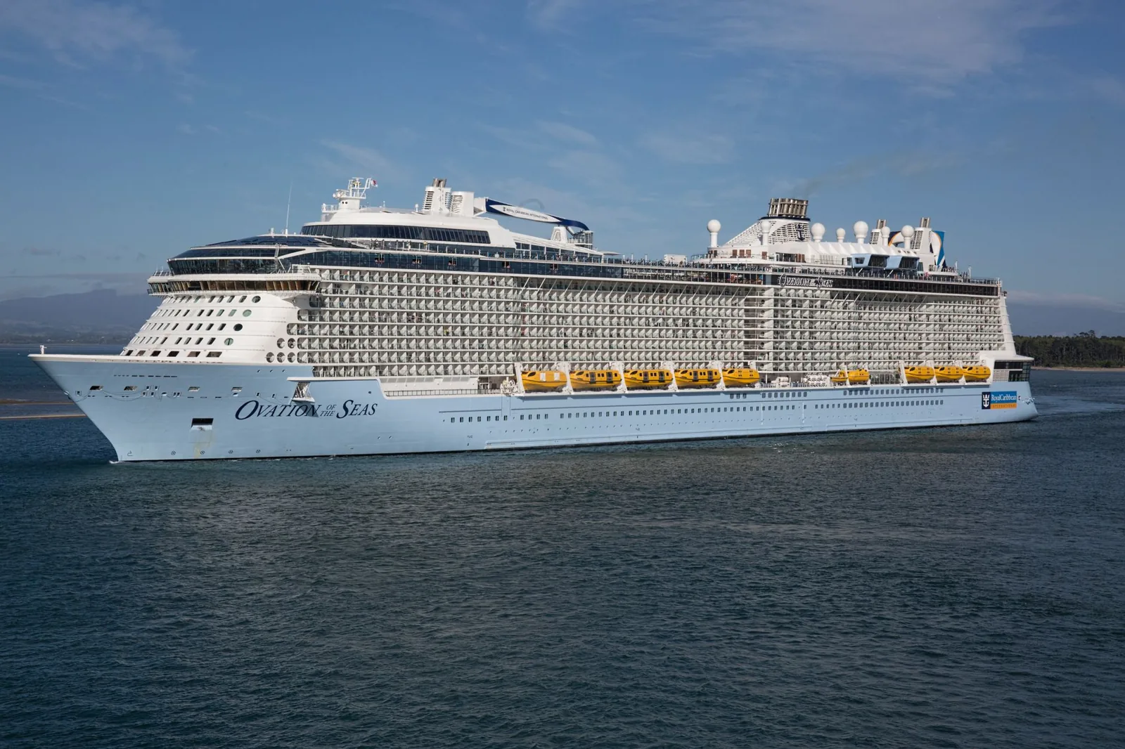 disney cruise vs royal caribbean