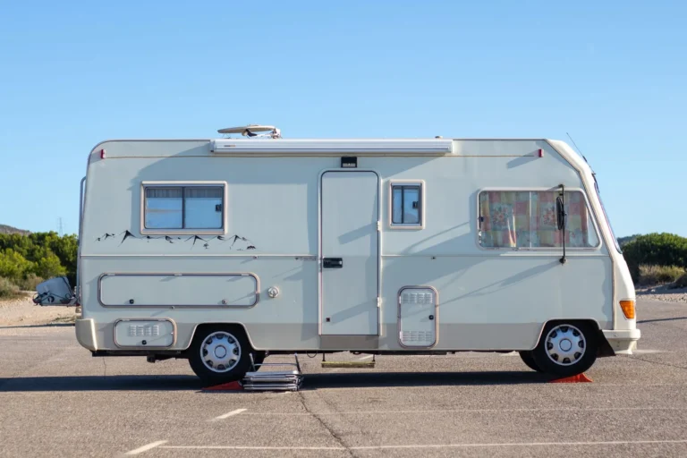 RV vs Camper: Which One Is Right for Your Road Trip?